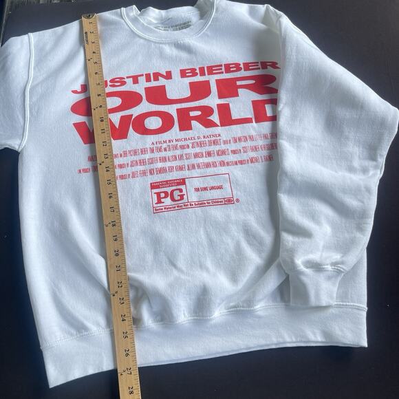 Justin Bieber Our World Crewneck Sweatshirt Unisex Large White Movie Promo - Picture 8 of 8